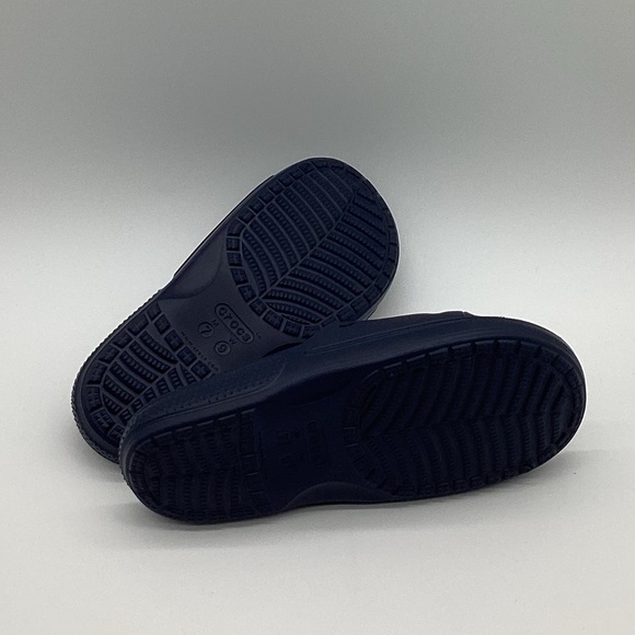 235. Croc Blue Shower Slip-Ons NWT Size 9 - Picture 3 of 4